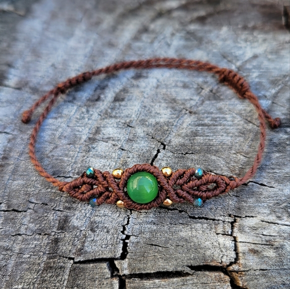 Handmade Gemstone Macrame Bracelet - Picture 3 of 6